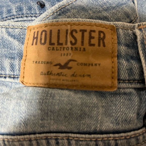 Hollister Boyfriend Ultra Low Rise Jeans - Picture 4 of 4